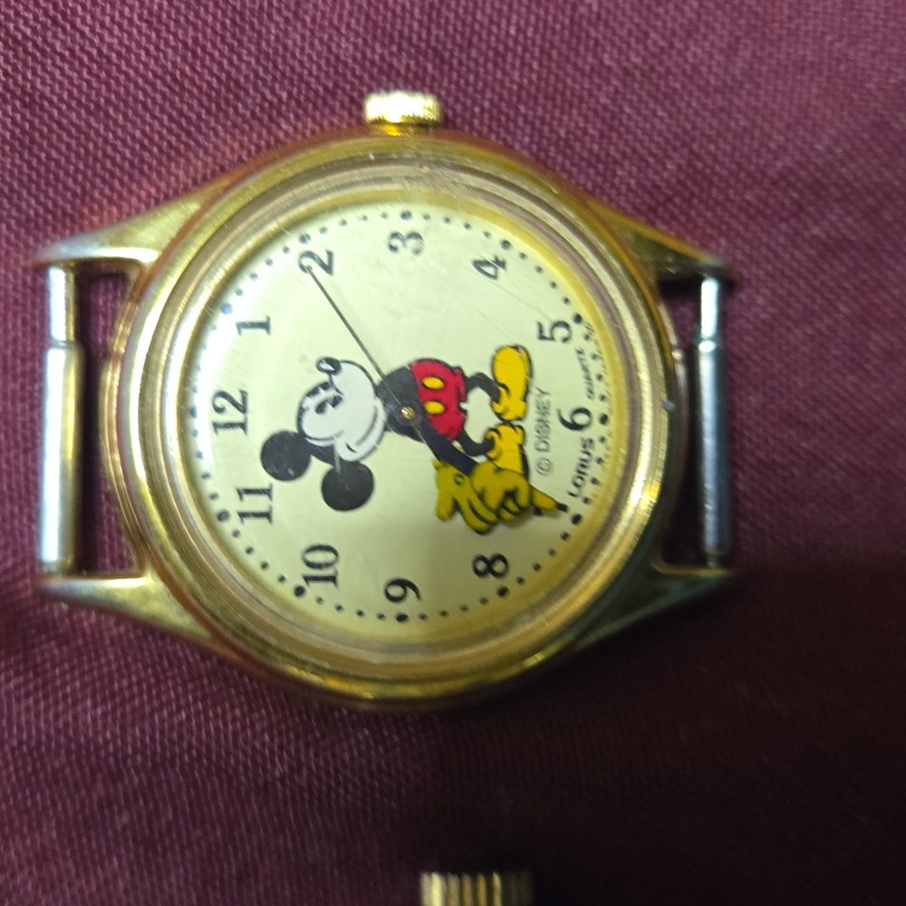 VINTAGE AND RARE Mickey Mouse Gold Watches Set - Picture 7 of 7
